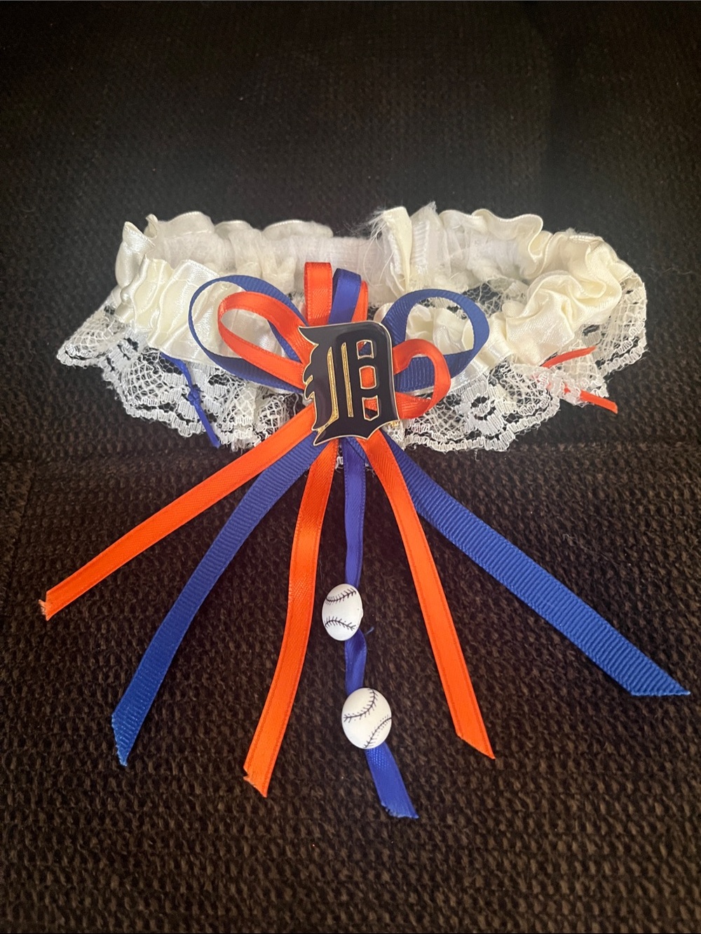 Detroit Tigers Brides!  Ivory Garter for Tigers Princesses!